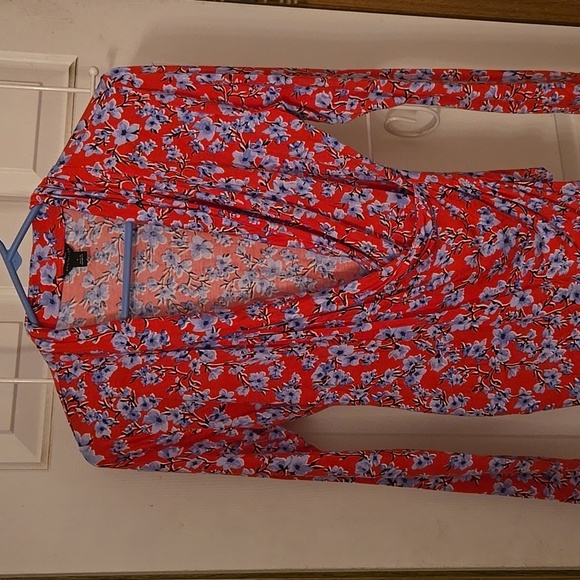 Ann Taylor top - Picture 10 of 10